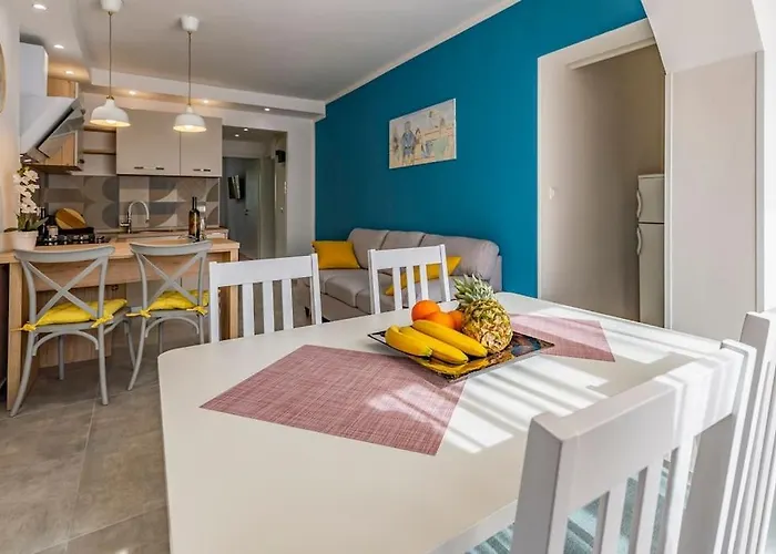 New Two Bedroom Maloni 公寓 普拉
